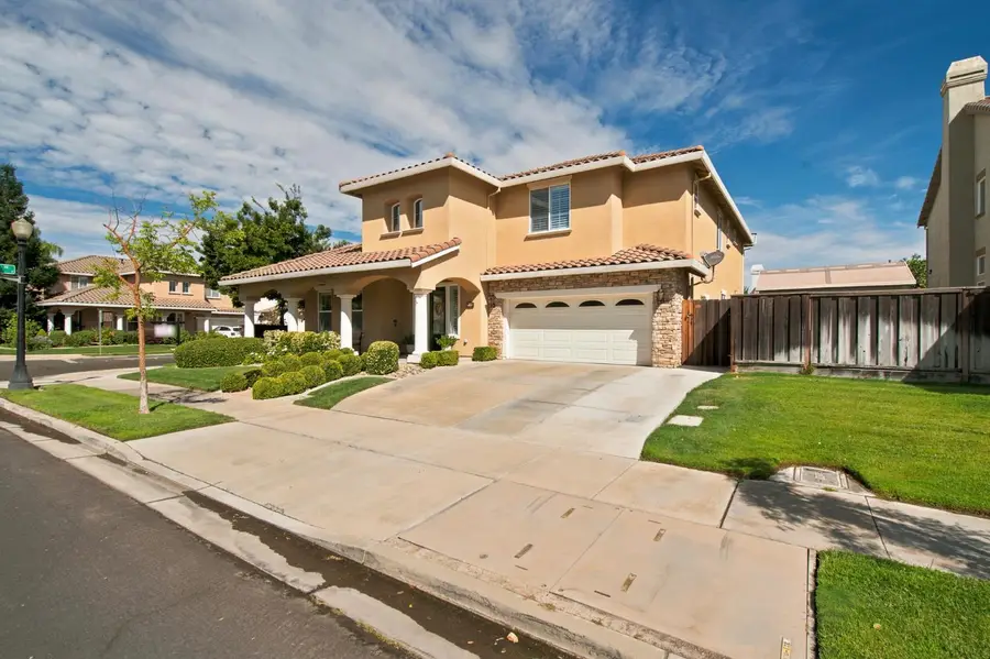 2186 Greger Street, Oakdale, CA 95361 - #2