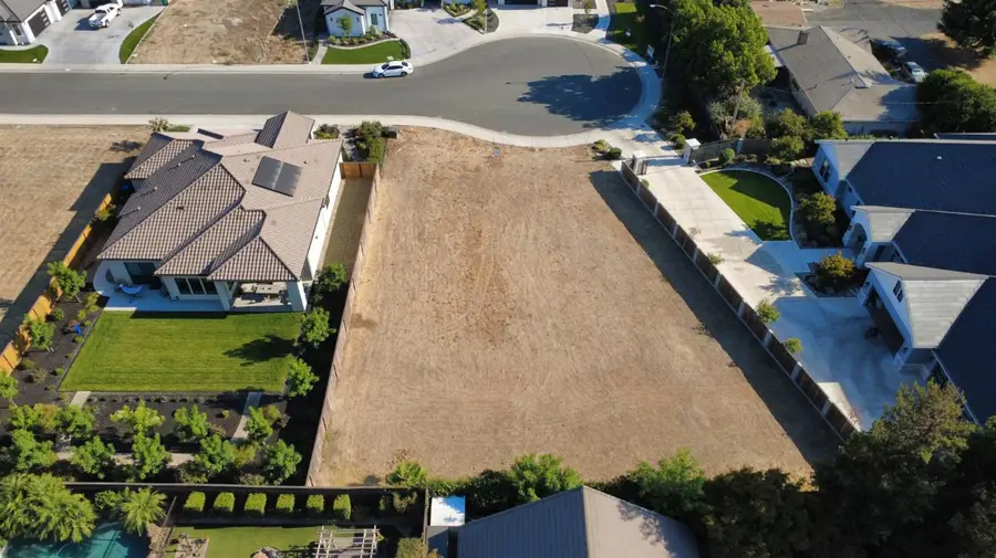 2425 Interlaken Court, Lodi, CA 95242 - #3