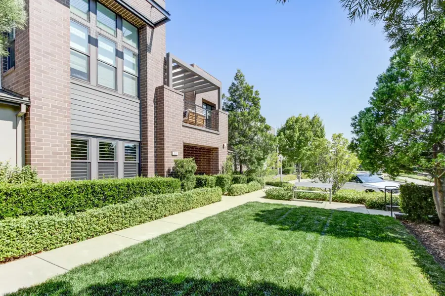 3333 Mckinley Village Way, Sacramento, CA 95816 - #2