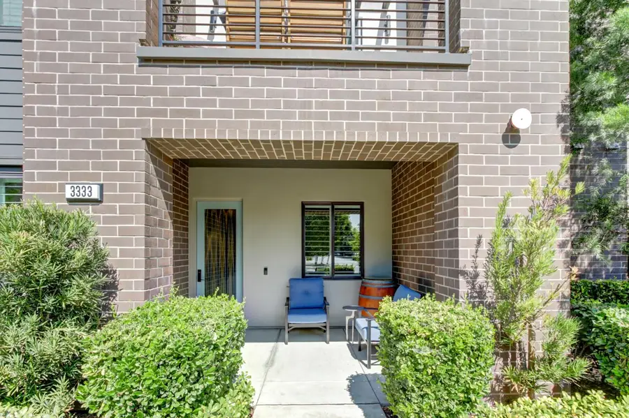 3333 Mckinley Village Way, Sacramento, CA 95816 - #3
