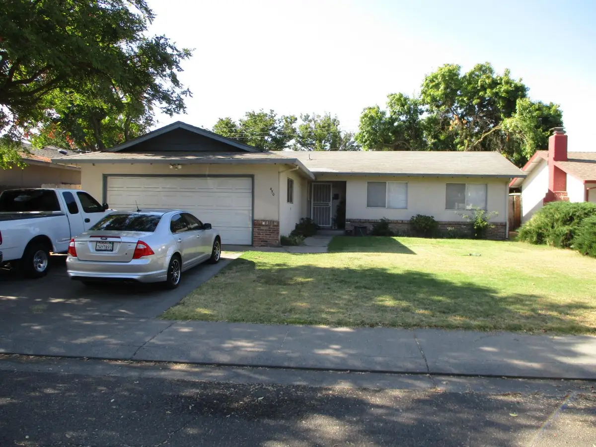 450 Esperanza, Stockton, CA 95207 - #1