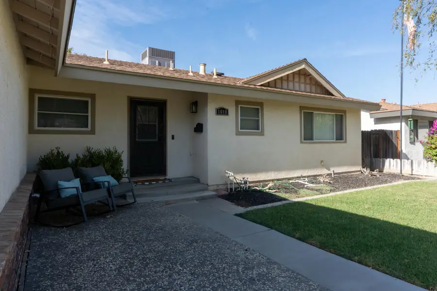 1010 Jefferson Avenue, Los Banos, CA 93635 - #3