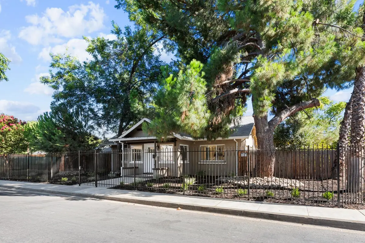 5200 20th Avenue, Sacramento, CA 95820 - #1
