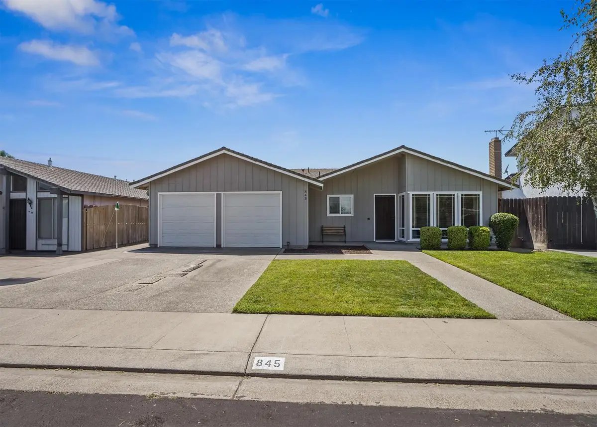 845 Siskiyou Lane, Manteca, CA 95336 - #1