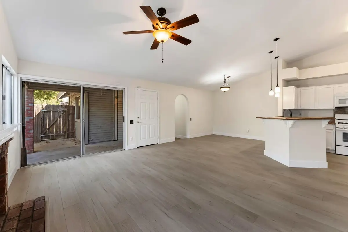 537 Samuel Way, Sacramento, CA 95838 - #1