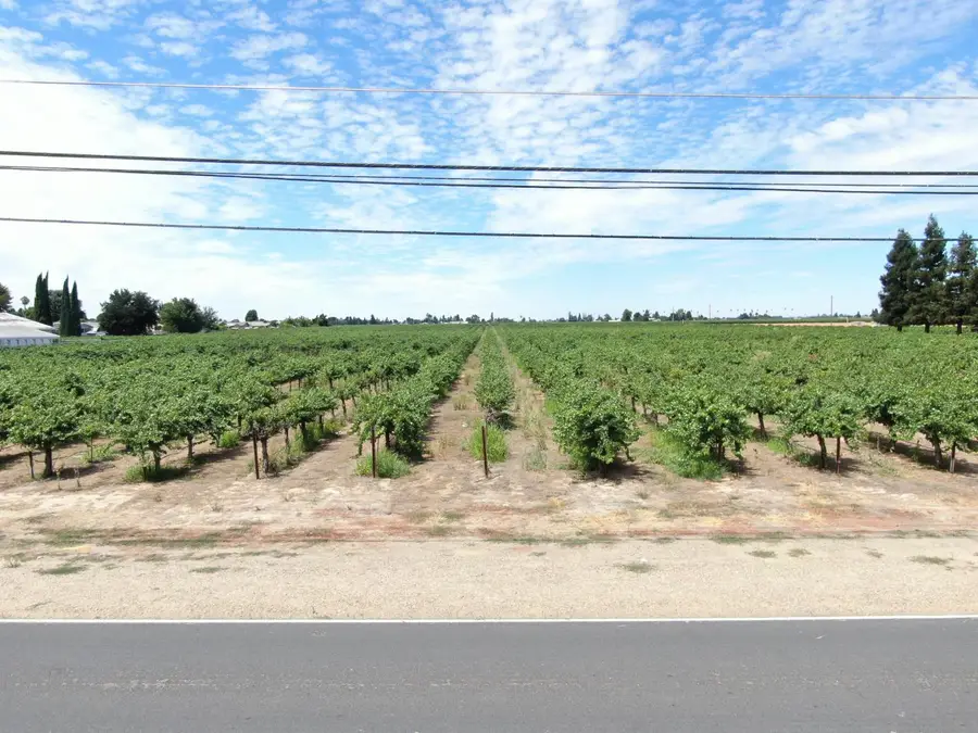 4901 E Woodbridge Road, Acampo, CA 95220 - #2