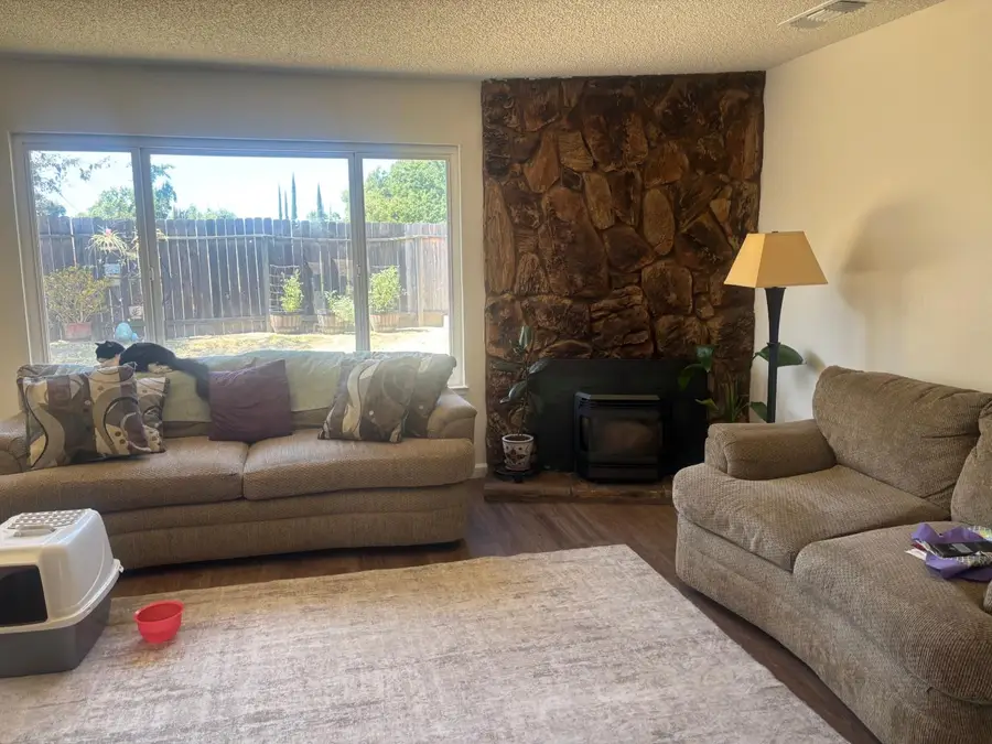 5645 Woodforest, Sacramento, CA 95842 - #3