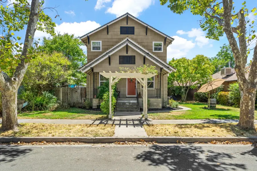525 Grove Street, Roseville, CA 95678 - #2