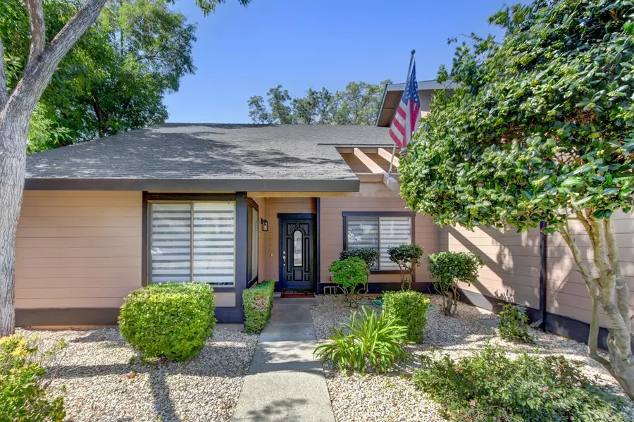 5946 Little Bear Court, Citrus Heights, CA 95621 - #3