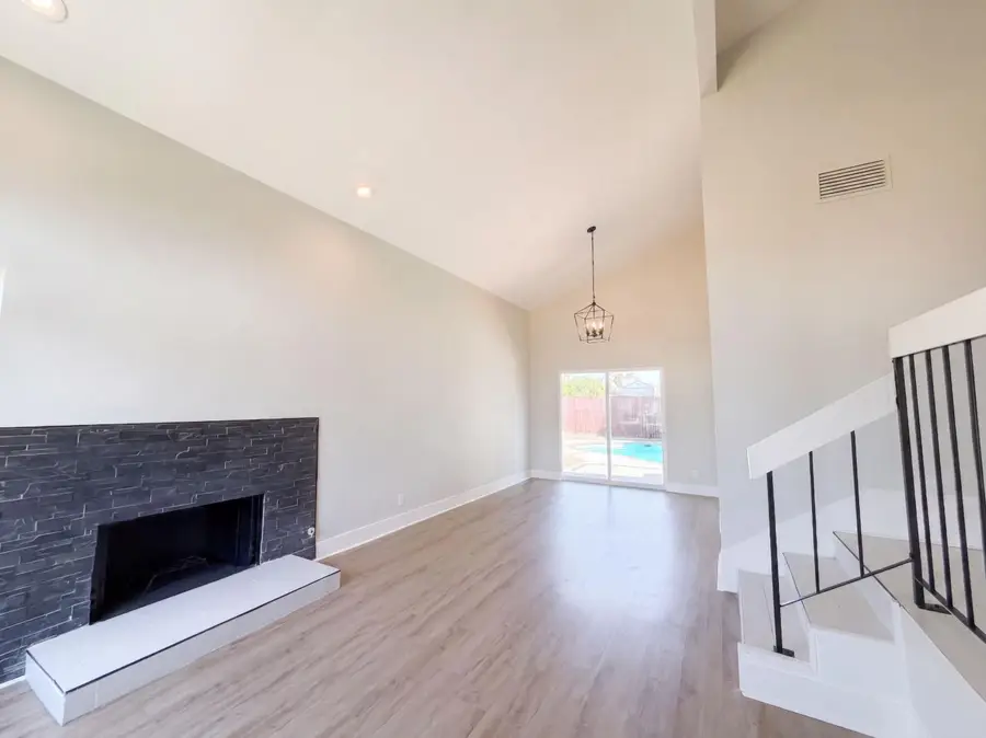6005 La Castana Way, Sacramento, CA 95823 - #3