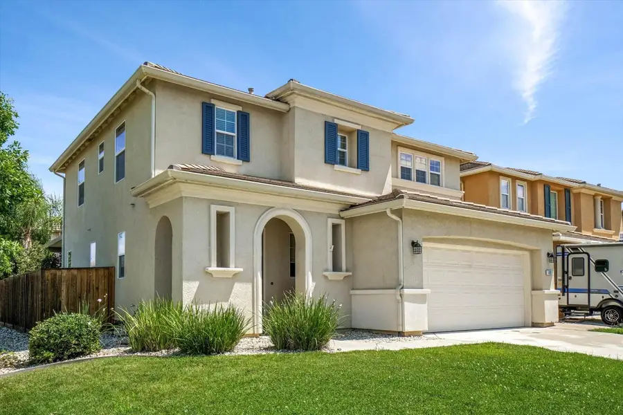 401 Broadleigh Court, Roseville, CA 95747 - #3