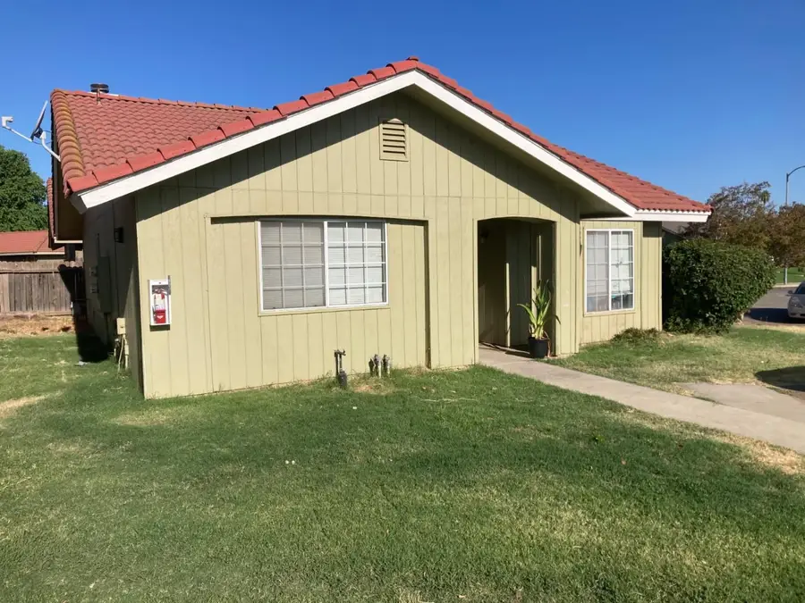12473 Georgia Lane, Madera, CA 93637 - #2
