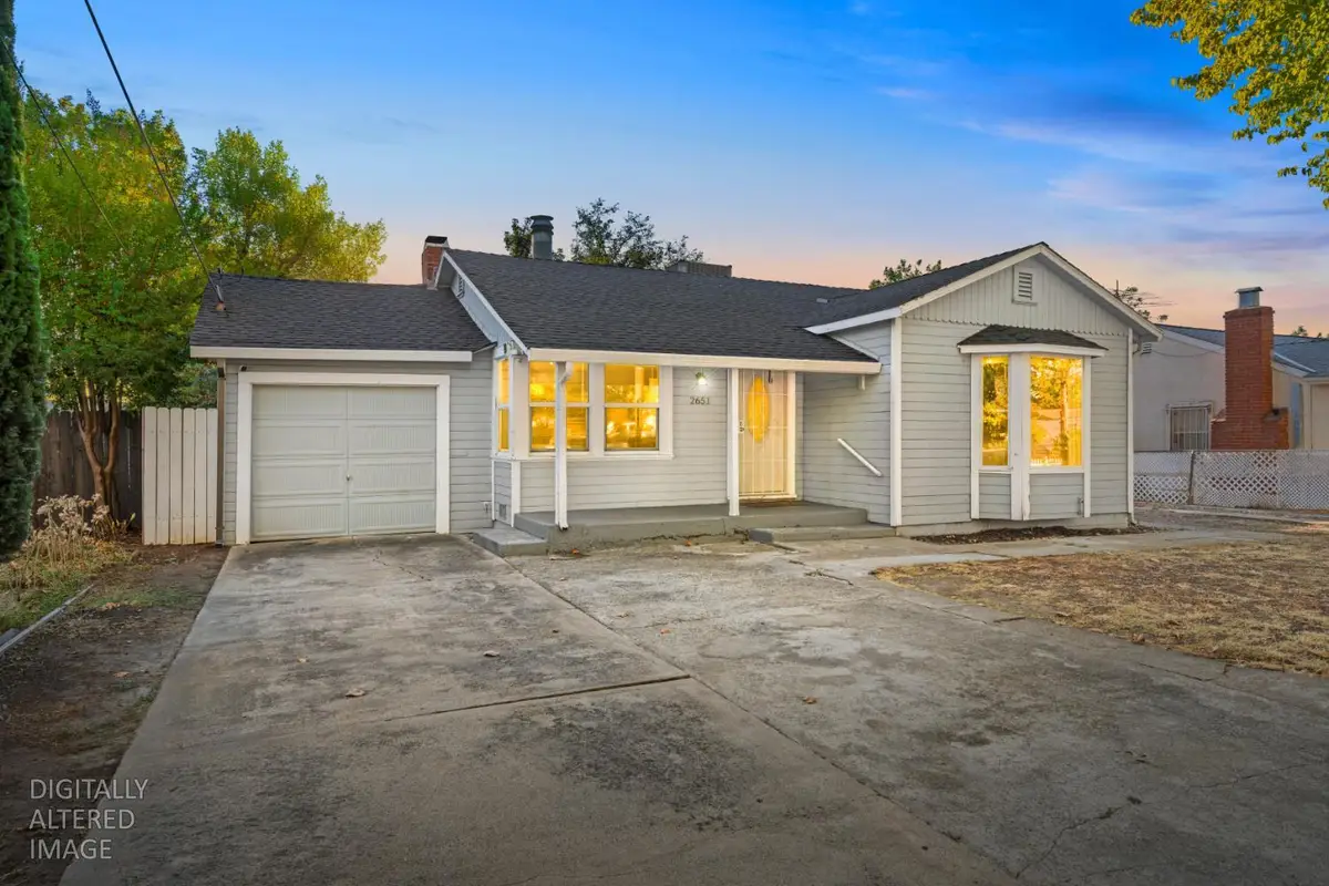 2651 Hawthorne Street, Sacramento, CA 95815 - #1