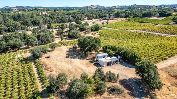 19940 Shenandoah School Road, Plymouth, CA 95669