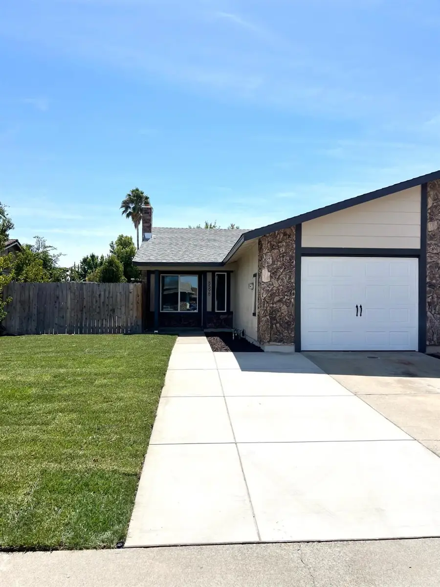 8598 Danridge Drive, Sacramento, CA 95828 - #2