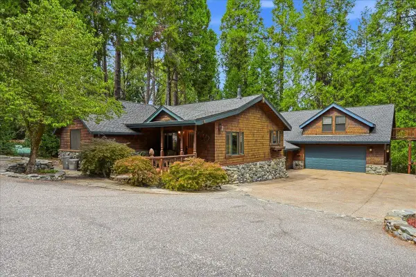 13216 Dogwood Lane, Grass Valley, CA 95945