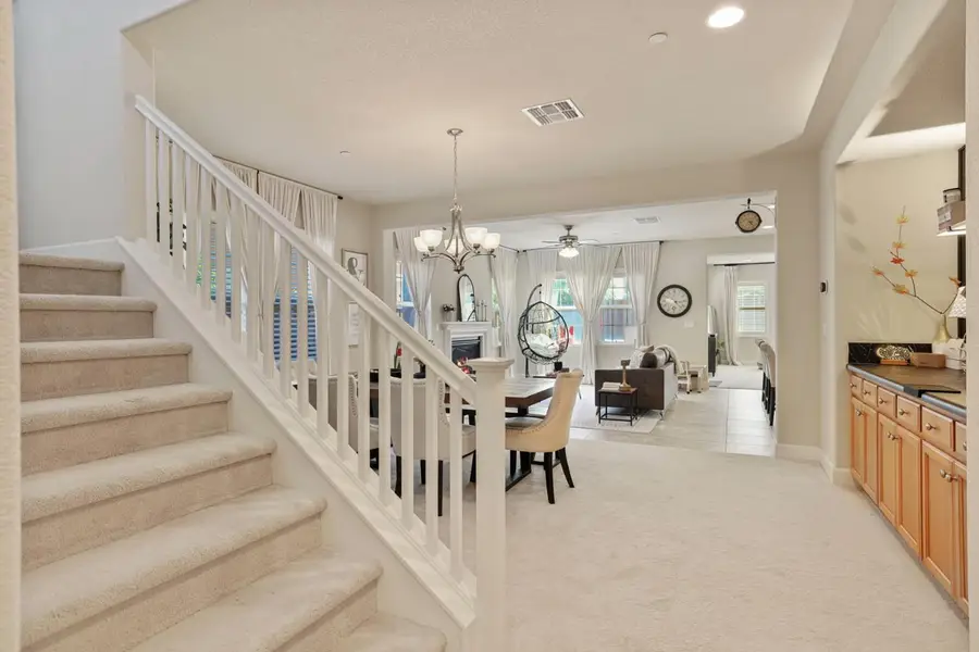 566 W Bonaventure Avenue, Mountain House, CA 95391 - #3