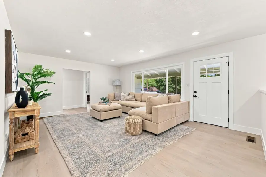 1509 Mission Avenue, Carmichael, CA 95608 - #3