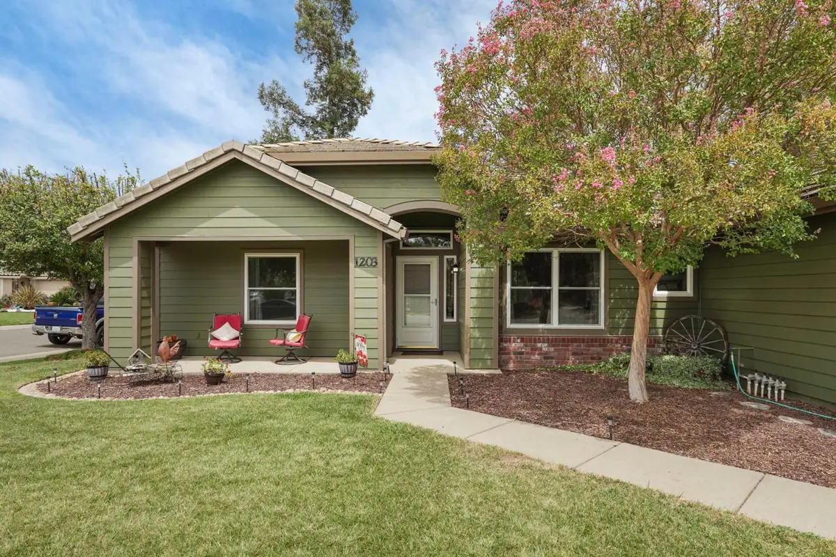 1203 Dawnwood Drive, Galt, CA 95632 - #1
