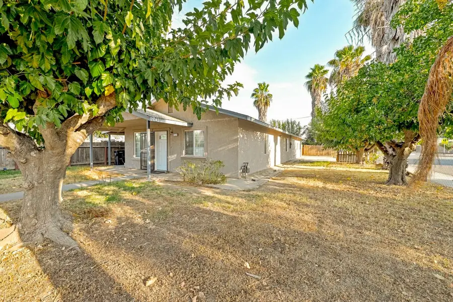 9566 E Broadway Street, Planada, CA 95365 - #2