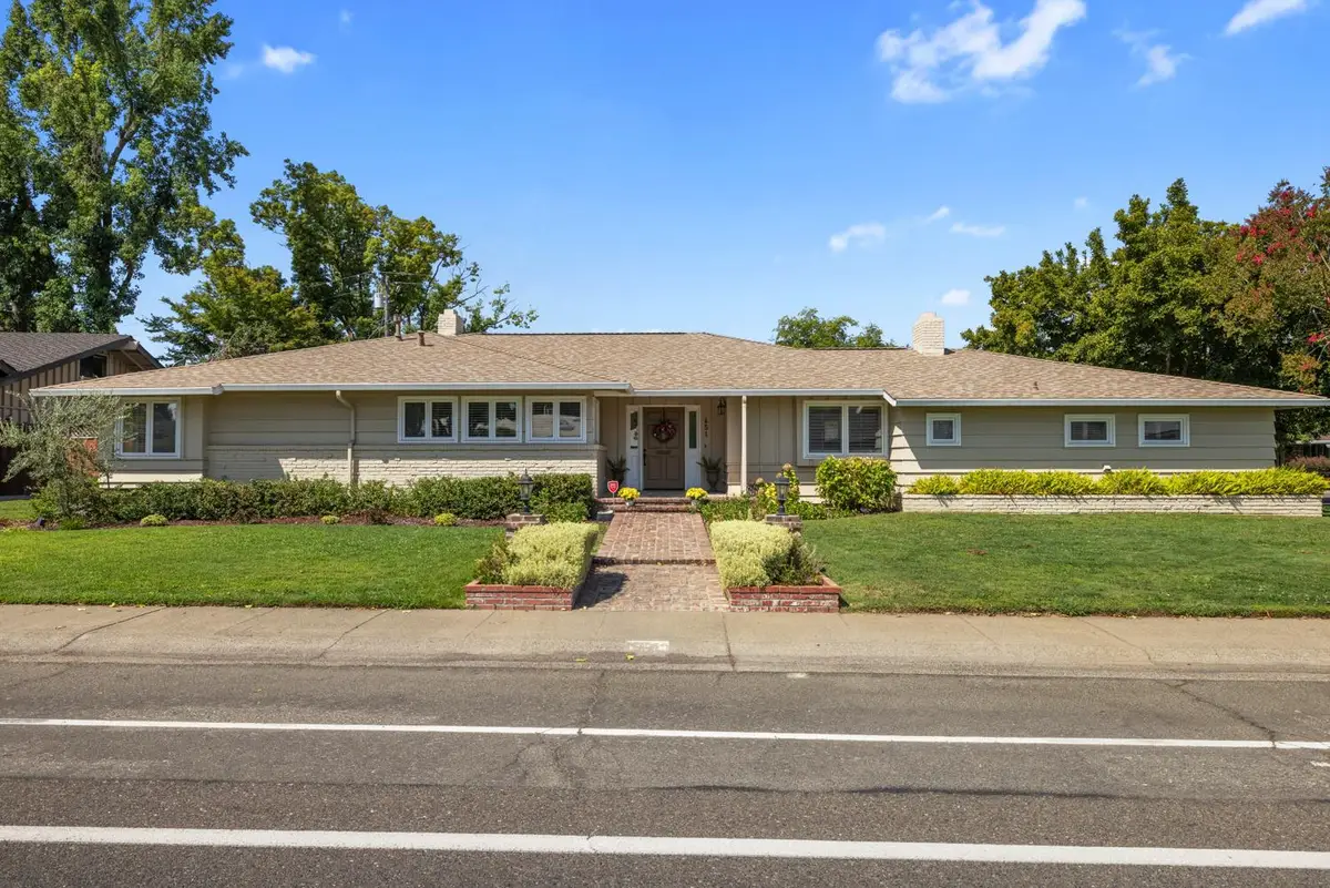 451 Wilhaggin Drive, Sacramento, CA 95864 - #1