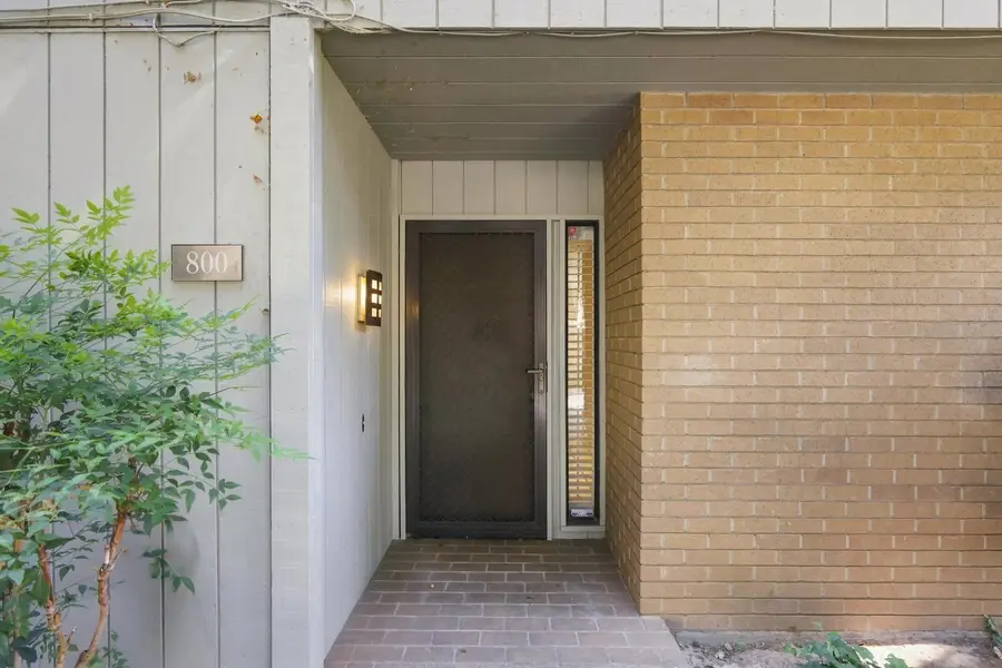 800 Elmhurst Circle, Sacramento, CA 95825 - #2