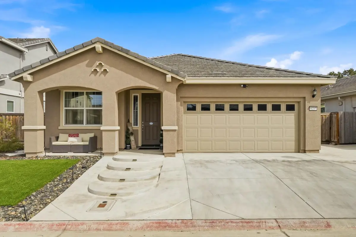 8237 Loyal Drive, Sacramento, CA 95829 - #1