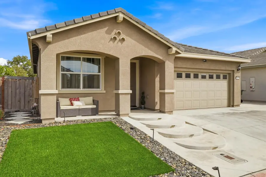 8237 Loyal Drive, Sacramento, CA 95829 - #2