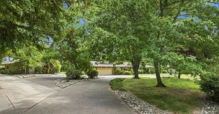 3733 Grazing Lane, Loomis, CA 95650 - #3