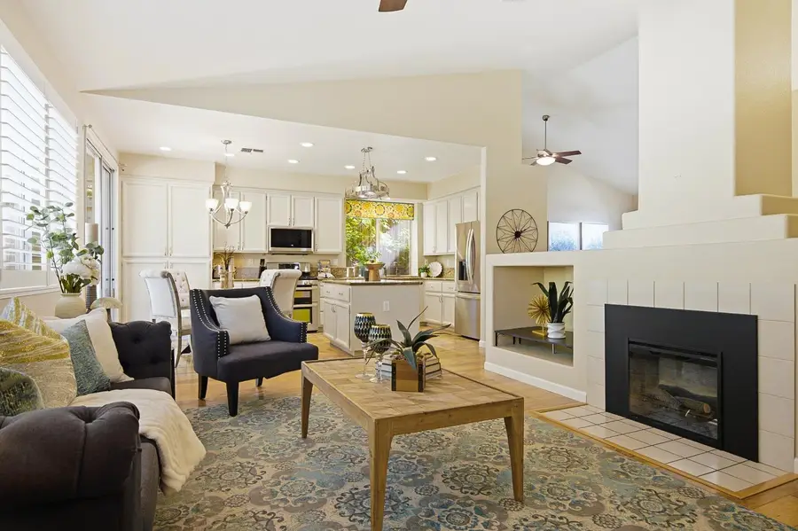 209 Wisteria Court, Roseville, CA 95678 - #3