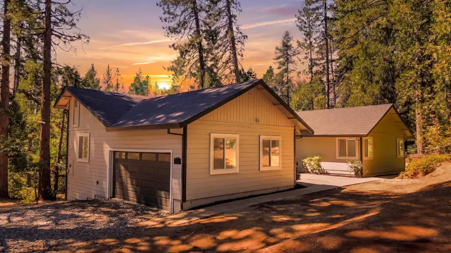 33677 Ridge Road, Alta, CA 95701 - #2