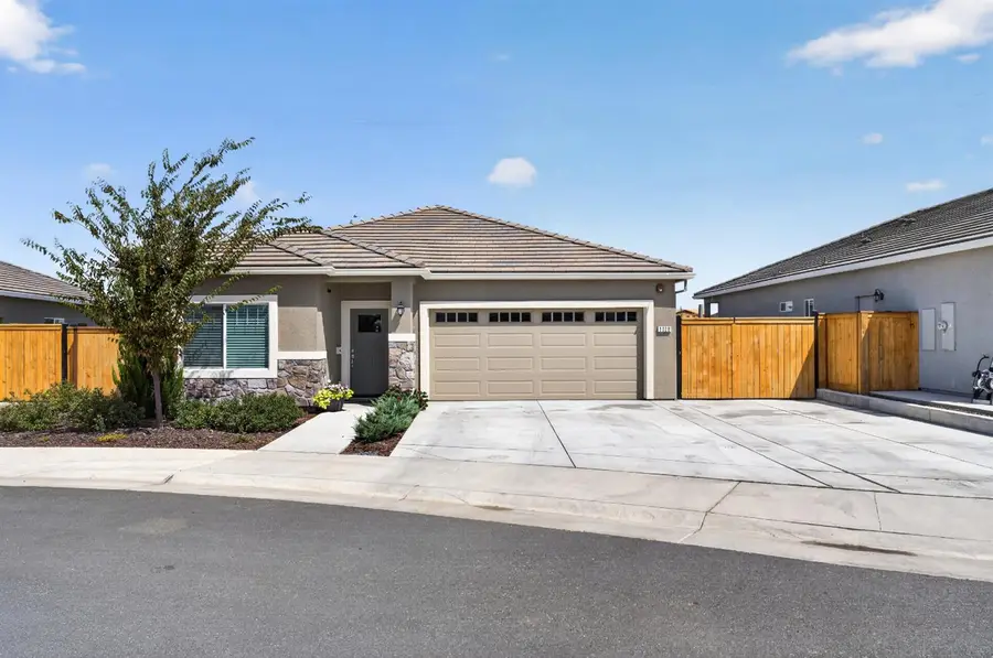 1028 Hogan Road, Galt, CA 95632 - #2