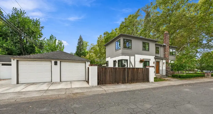 2743 Land Park Drive, Sacramento, CA 95818 - #3