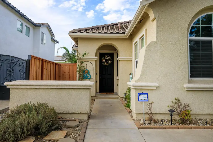 3711 Pomegranate Avenue, Ceres, CA 95307 - #2