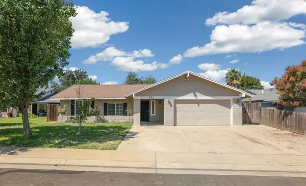 733 Larmuseau Lane, Modesto, CA 95351