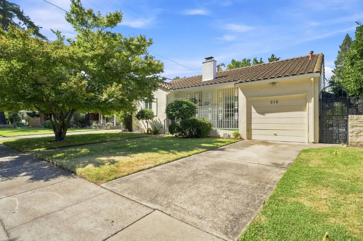210 Meister Way, Sacramento, CA 95819 - #1
