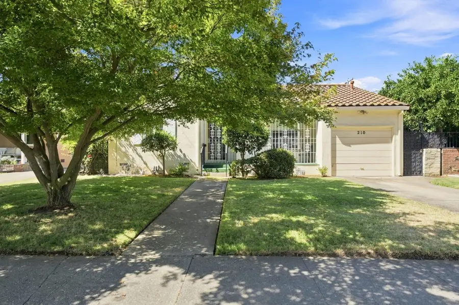 210 Meister Way, Sacramento, CA 95819 - #2