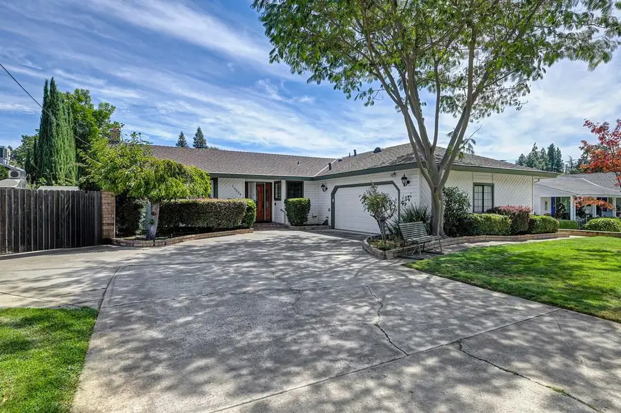 10039 Elk Grove Florin Road, Elk Grove, CA 95624 - #2