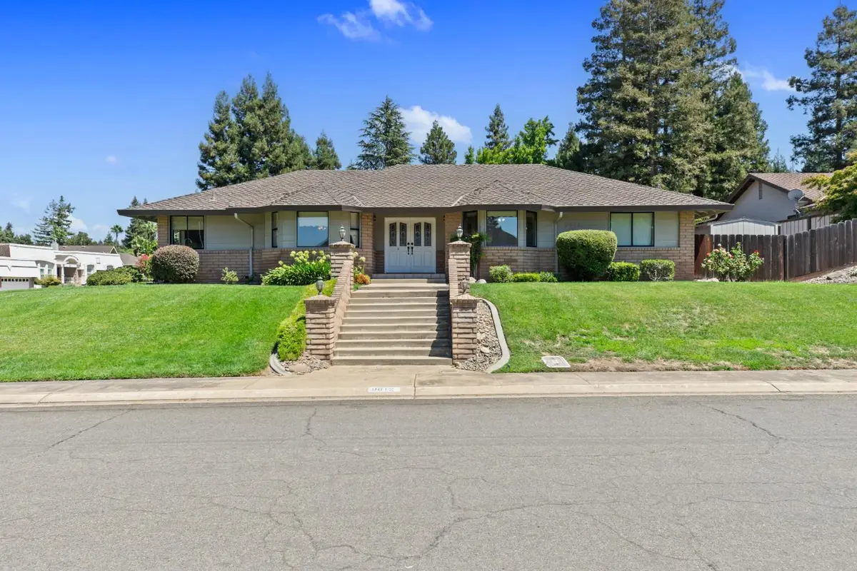 9612 La Posada Drive, Oakdale, CA 95361 - #1