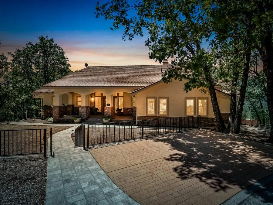 4928 Escondito Court, Camino, CA 95709 - #3