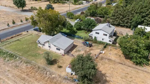3203 E Collier Road, Acampo, CA 95220