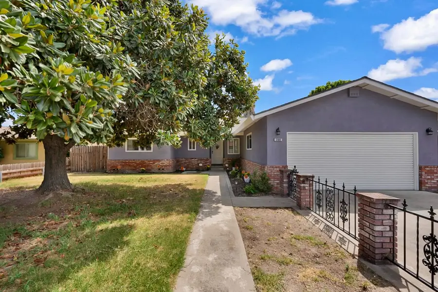 300 Lewis Street, Turlock, CA 95380 - #2