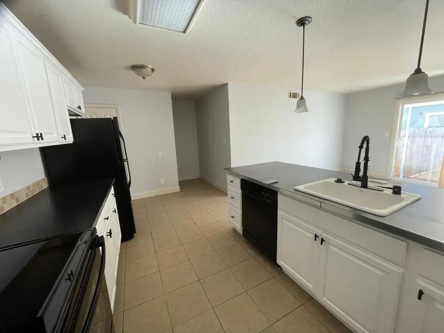 10158 Crawford Way, Sacramento, CA 95827 - #2