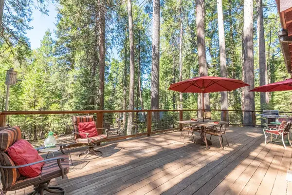 28454 Rolling Hills Road, Pioneer, CA 95666