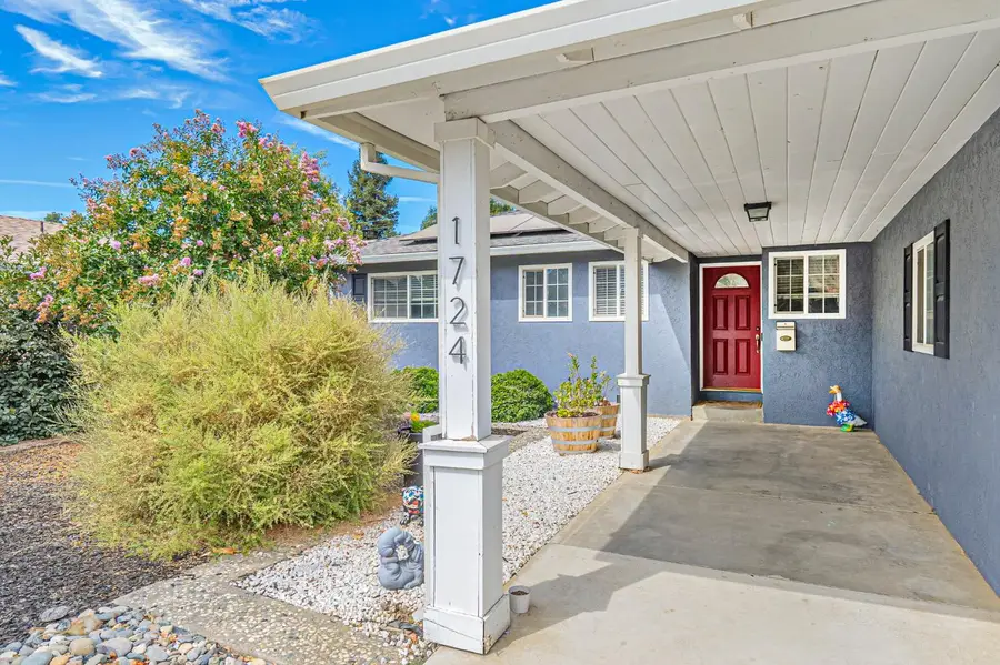 1724 Coloma Way, Woodland, CA 95695 - #2