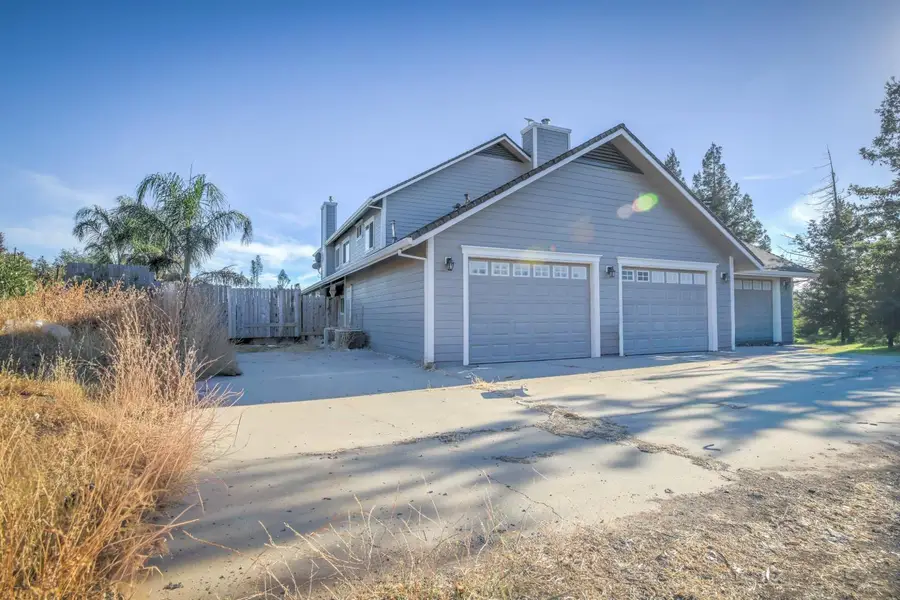 182 Oak Ridge Drive, Valley Springs, CA 95252 - #3