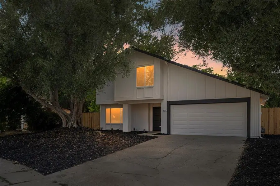1548 Buckridge Way, Sacramento, CA 95833 - #3