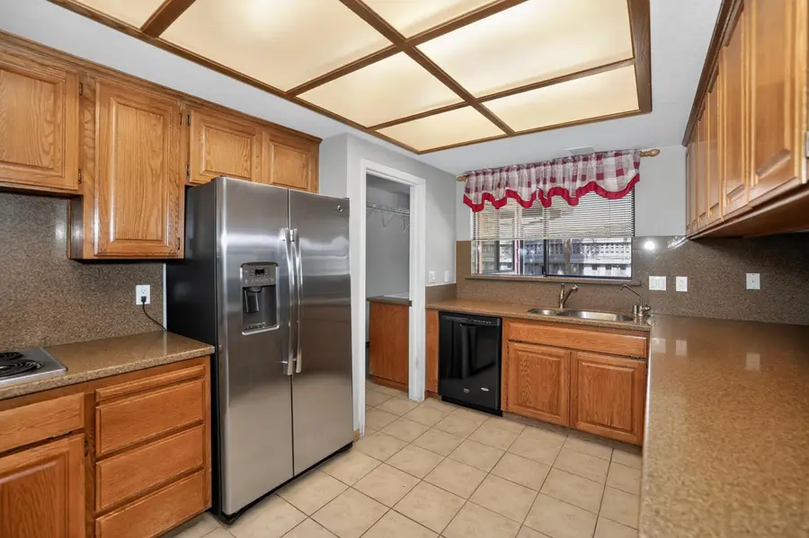 629 Wildwood Way, Woodland, CA 95695 - #3