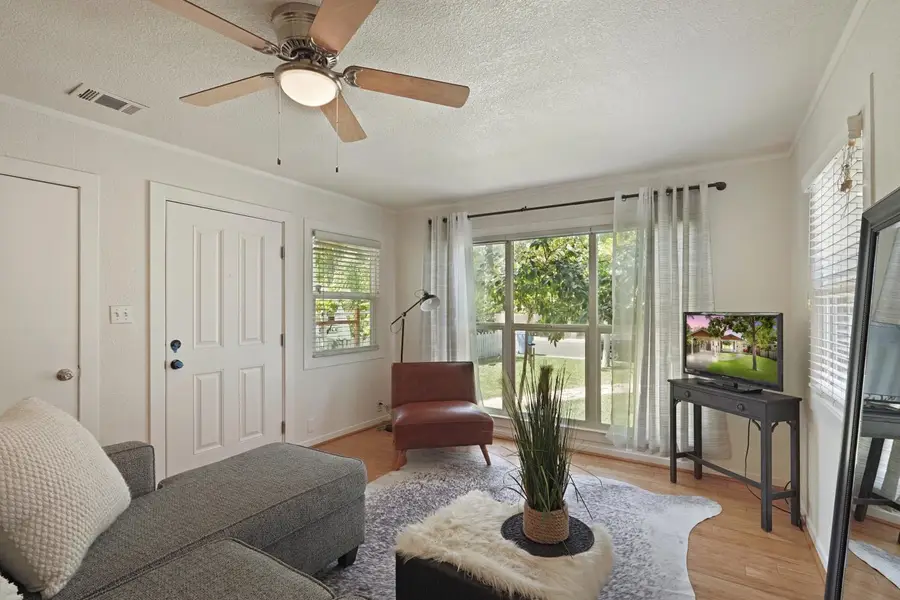 4101 57th Street, Sacramento, CA 95820 - #3