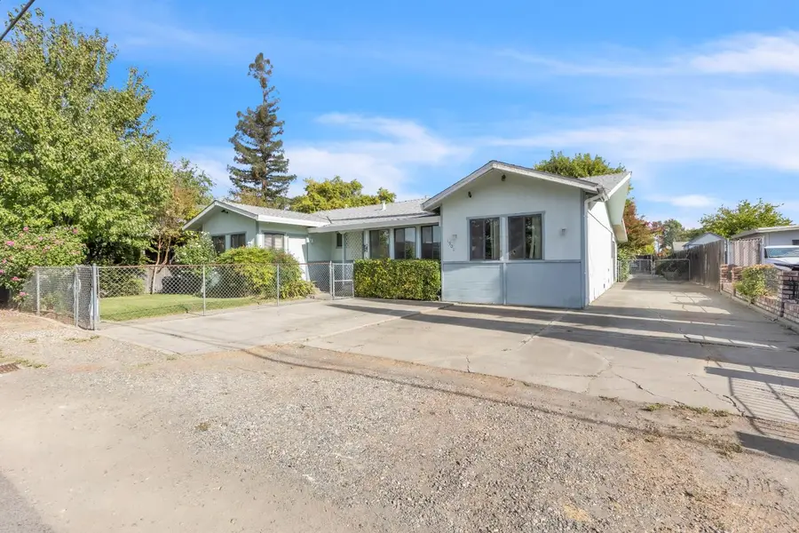 1901 8th Avenue, Olivehurst, CA 95961 - #2